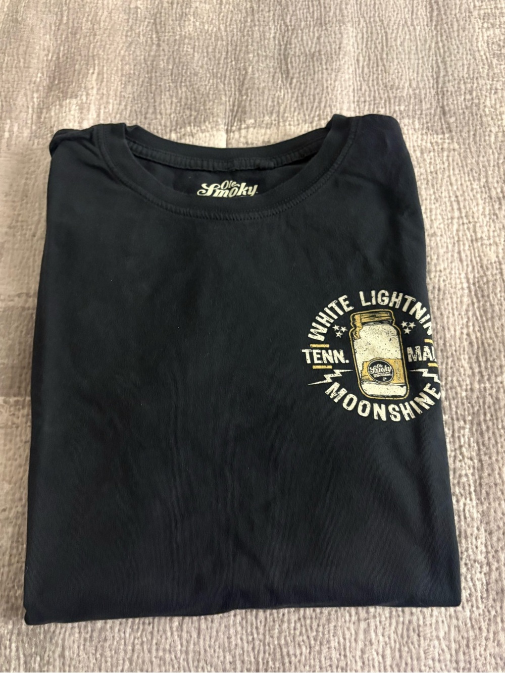 NWOT Ole Smoky® Tennessee Distillery Graphic Tee